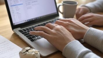 how to make money copywriting